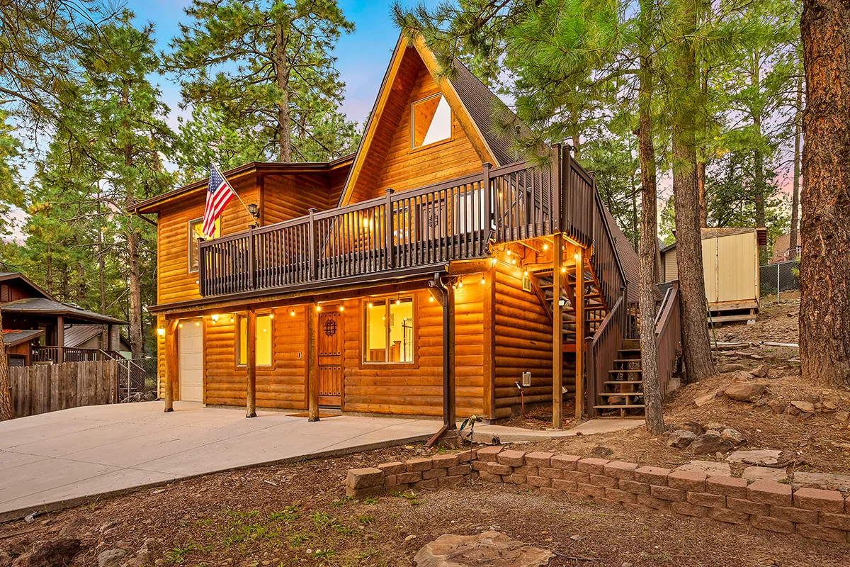 Spacious Cozy Flagstaff Rustic A-Frame Cabin in the Beautiful Pinion Pines of Kachina Village.