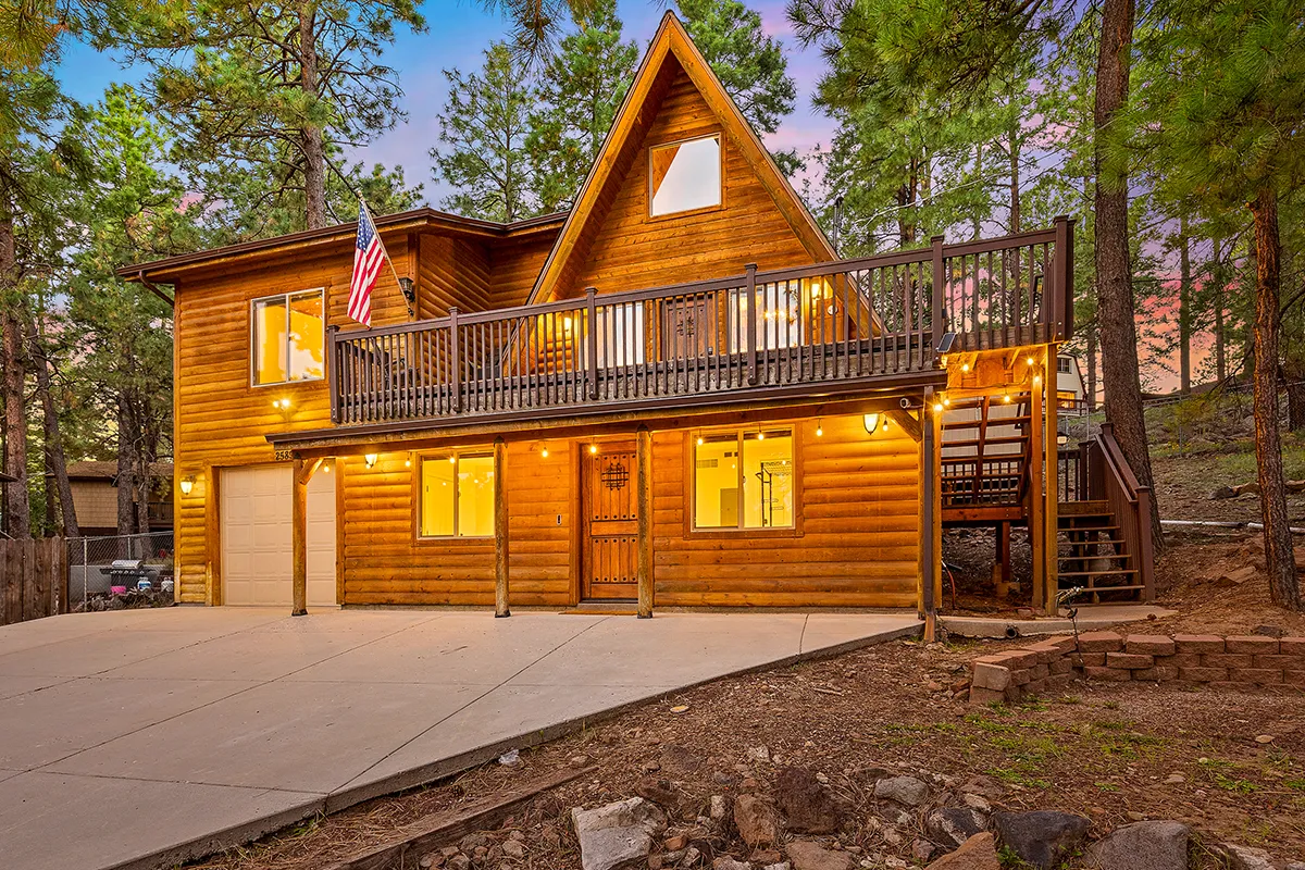 Spacious Cozy Flagstaff Rustic A-Frame Cabin in the Beautiful Pinion Pines of Kachina Village.